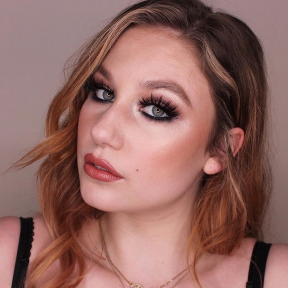 🧞‍♂️LE🧞‍♂️MAC Aladdin Collection Matte Lipstick- Princess Incognito - Picture 12 of 16